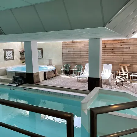 Le - Piscine - 2 Pieces Pour 6 Personnes Mae-6043 * Eaux-Bonnes